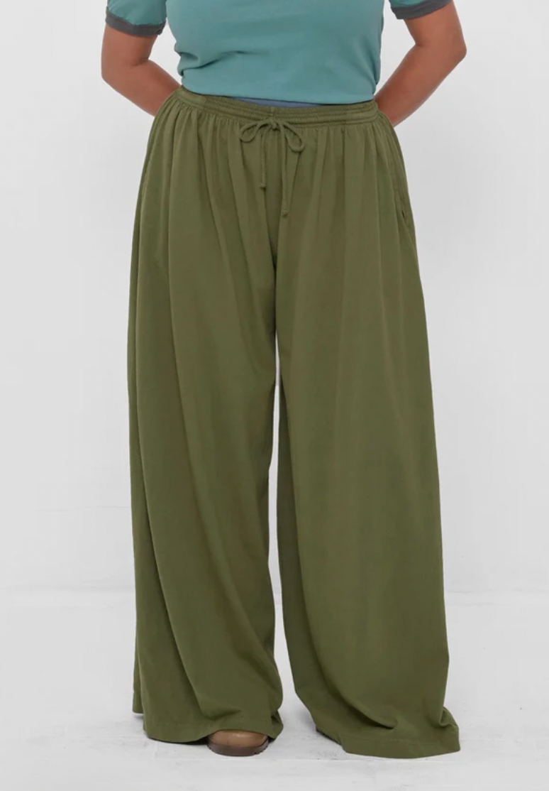 Tubular Pants in Olive